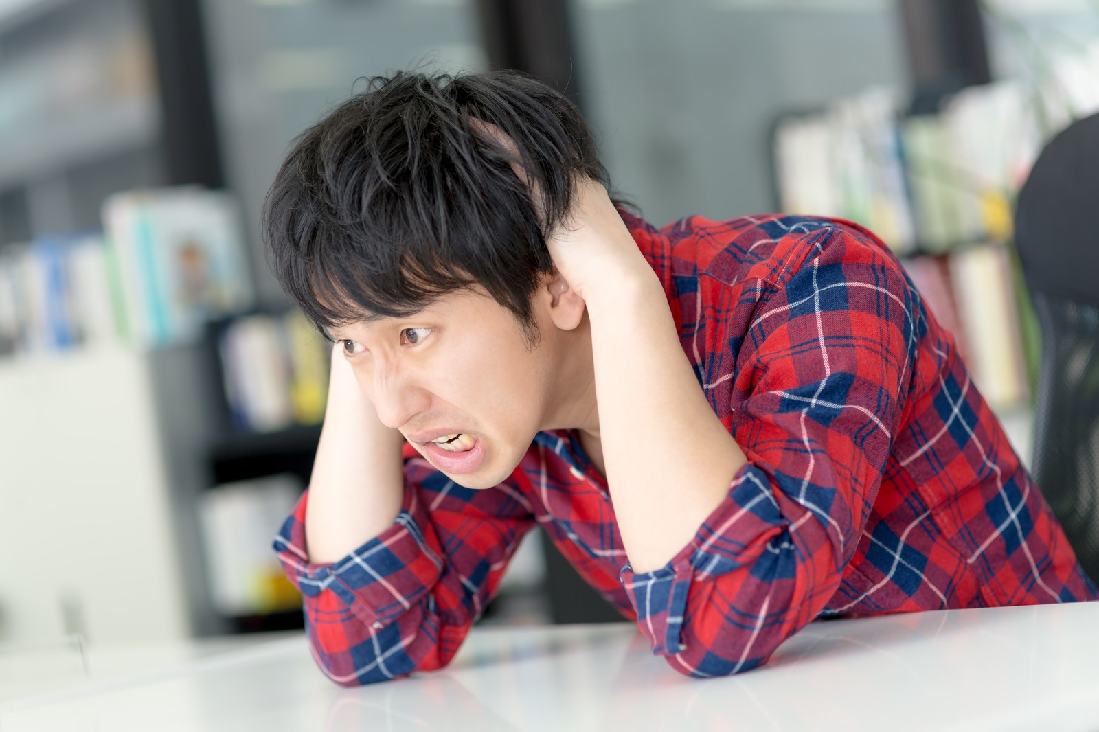 クラウドソーシング奮闘記「頑張って提案した案件が簡単に流れて憤慨した話」