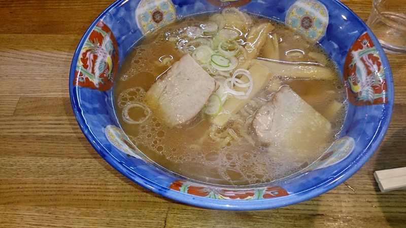 六本木で札幌ラーメンを食べたくなったらここしかないでしょ!ドラムカンスープ「天鳳 (てんほう) 」!!